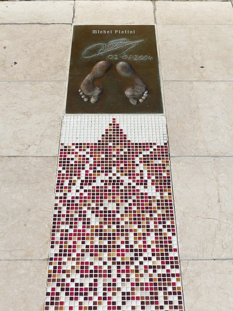 图通过补强 图通过补强